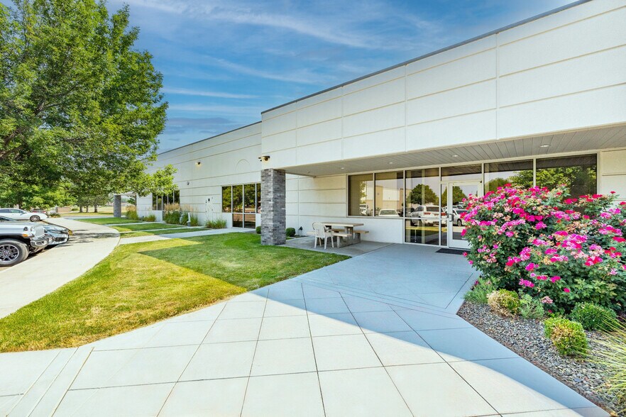350-398 N Mitchell St, Boise, ID for lease - Building Photo - Image 2 of 5