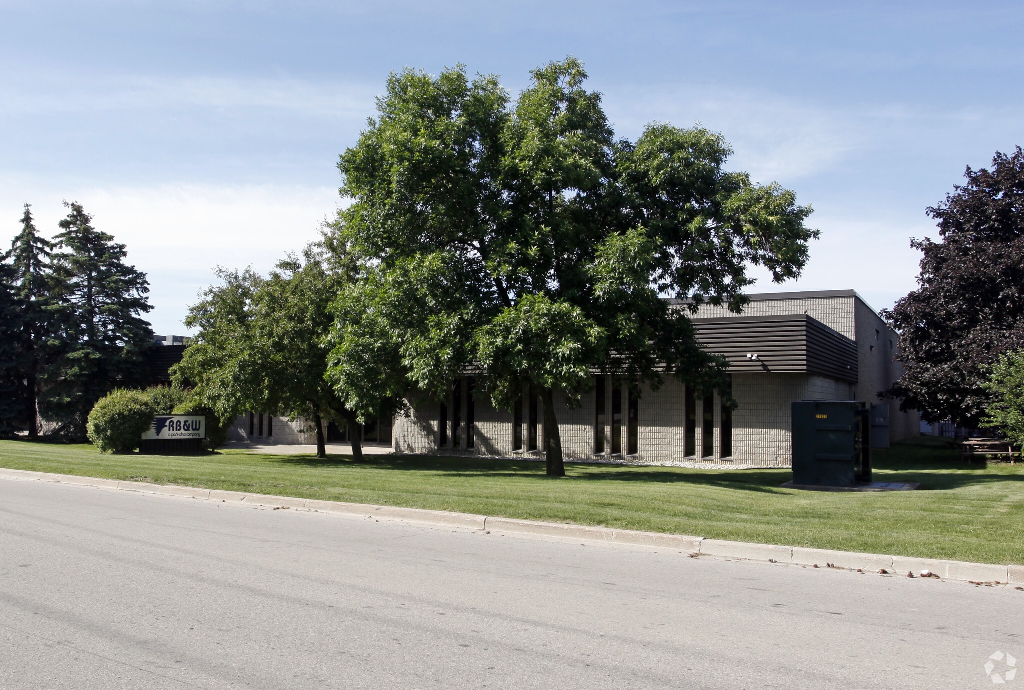 5190 Bradco Blvd, Mississauga, ON for sale Primary Photo- Image 1 of 1