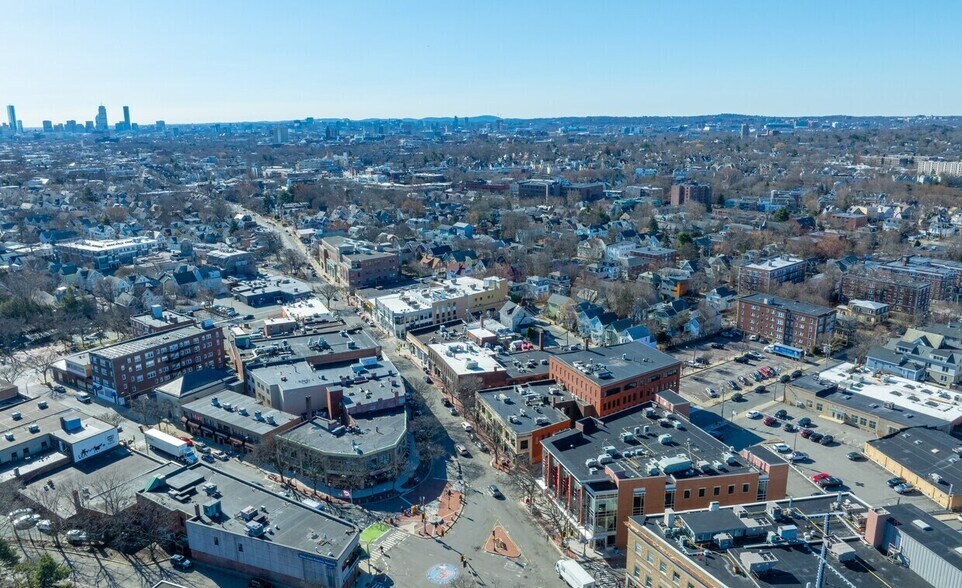 One Davis Sq, Somerville, MA à louer - Aérien - Image 2 de 11
