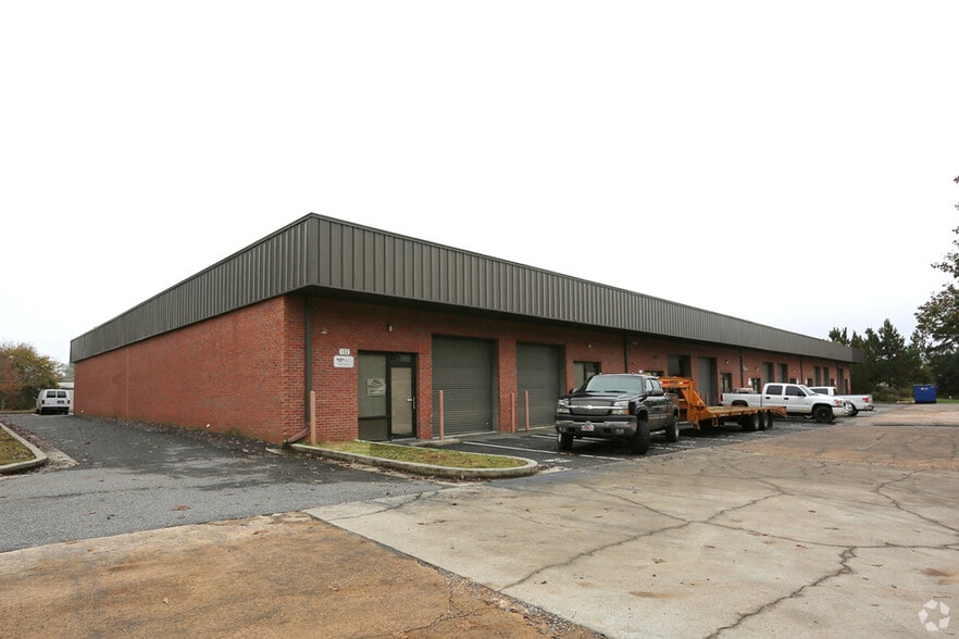 2270 Pendley Rd, Cumming, GA à vendre - Photo principale - Image 1 de 32