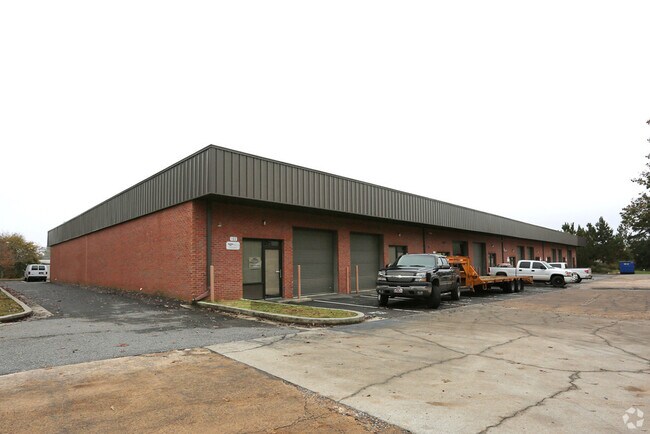 More details for 2270 Pendley Rd, Cumming, GA - Industrial for Sale