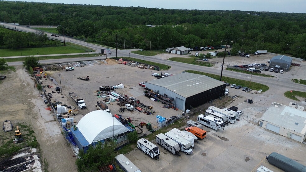 5145 NW Beaver Dr, Johnston, IA for lease - Building Photo - Image 3 of 10