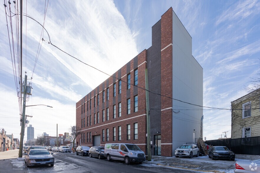 2701 W 15th St, Brooklyn, NY à vendre - Photo principale - Image 1 de 5
