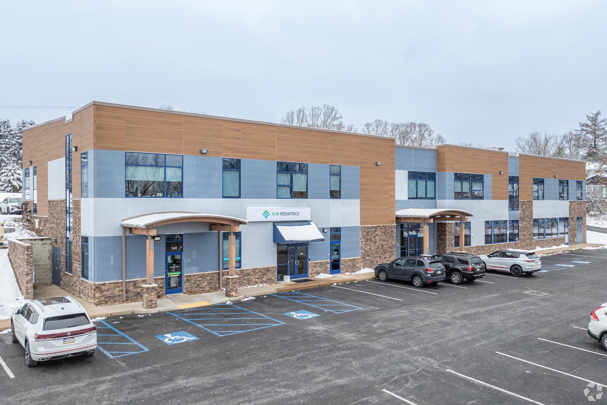 4044 Route 130, Irwin, PA for lease Primary Photo- Image 1 of 5