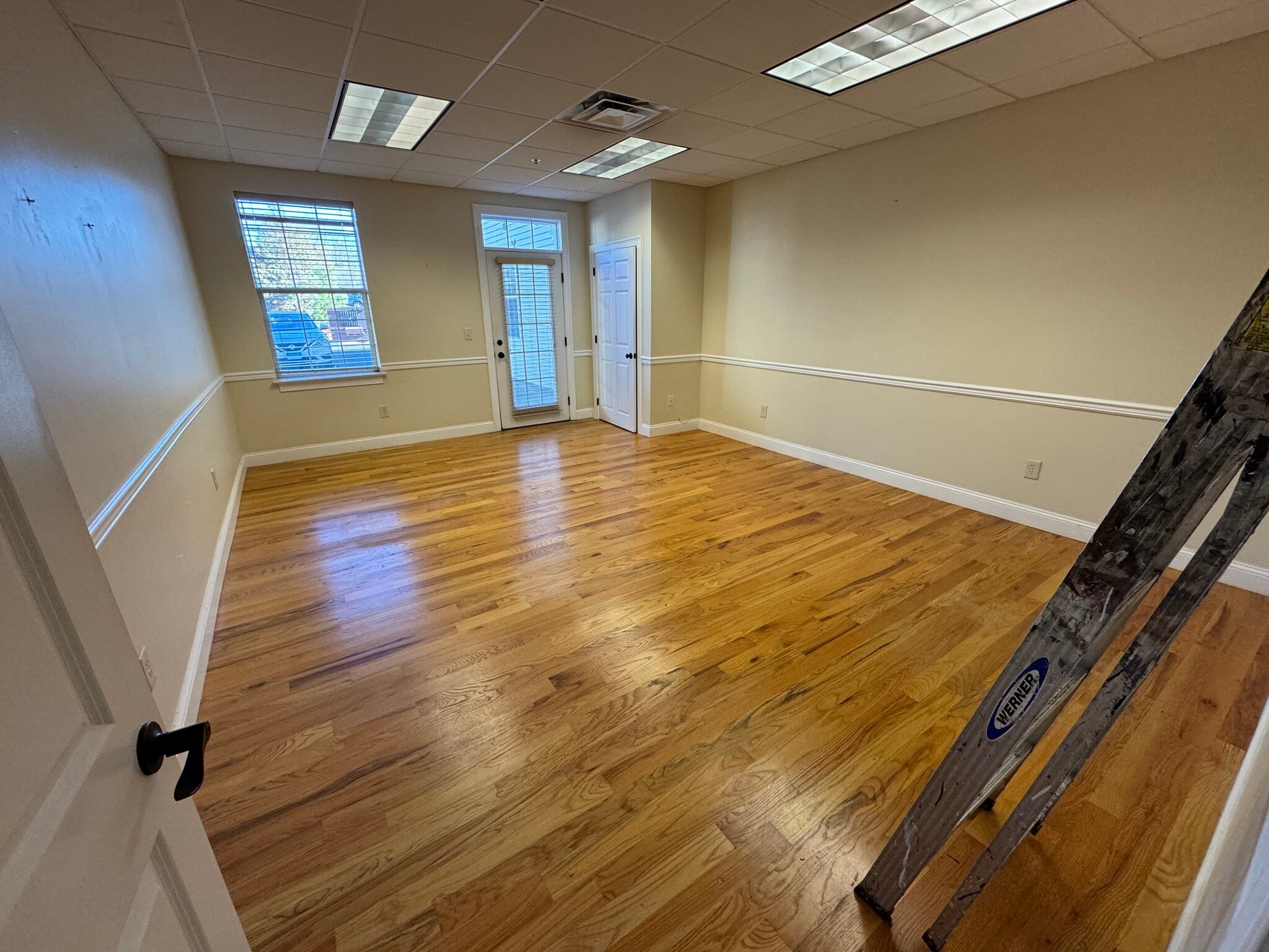 2488 Boston Post Rd, Guilford, CT à louer Photo intérieure- Image 1 de 3