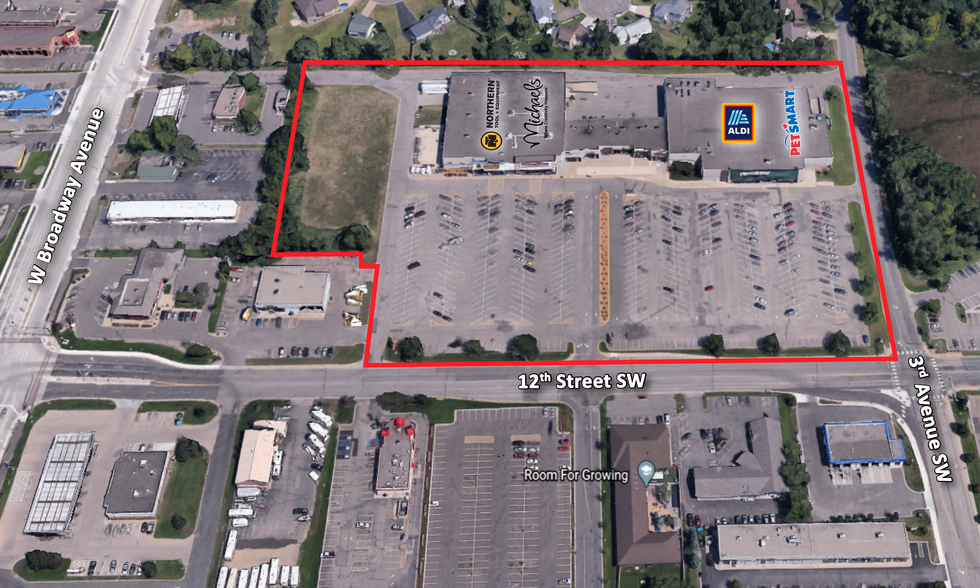 119-289 SW 12th St, Forest Lake, MN à louer - Photo du bâtiment - Image 2 de 6