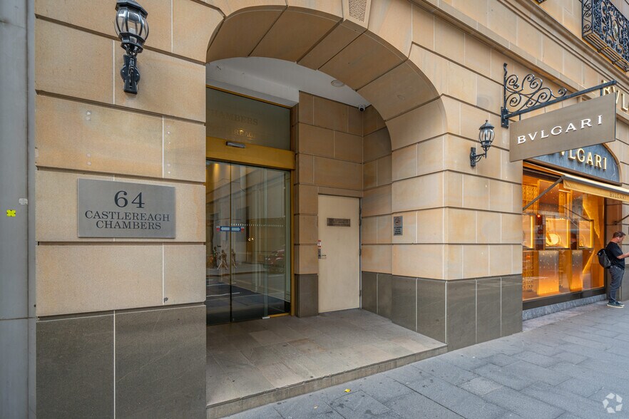 64-68 Castlereagh St, Sydney à louer - Photo du bâtiment - Image 2 de 4