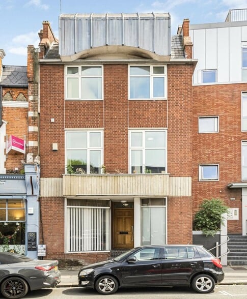 8 Middle Ln, London for sale - Primary Photo - Image 1 of 2