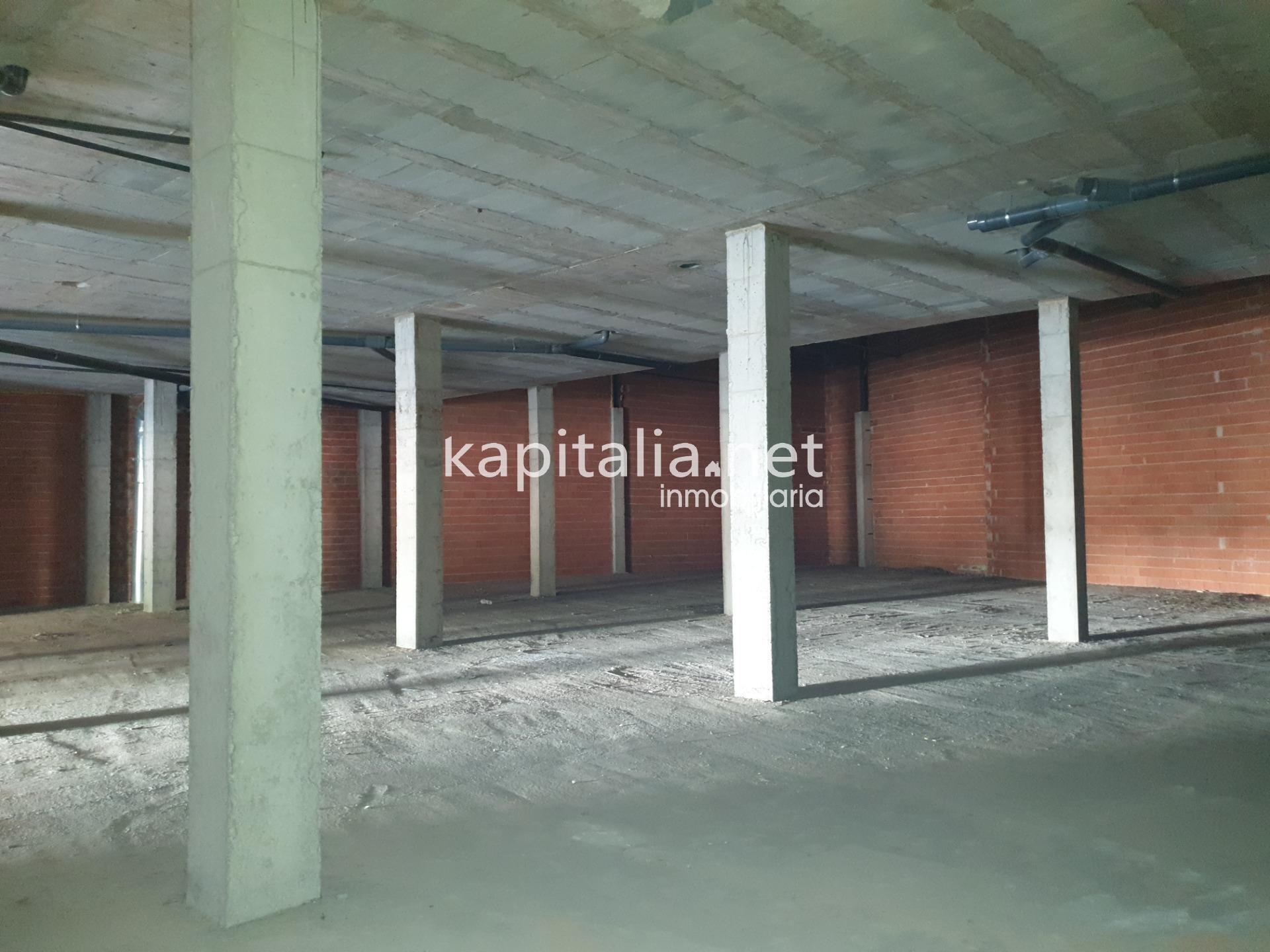 Retail in Ontinyent, Valencia for sale Building Photo- Image 1 of 5