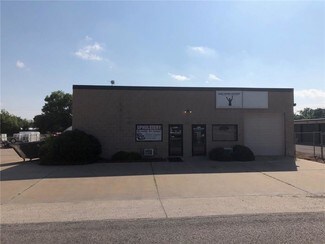 Plus de détails pour 401 Western Hills Trl, Granbury, TX - Industriel à vendre