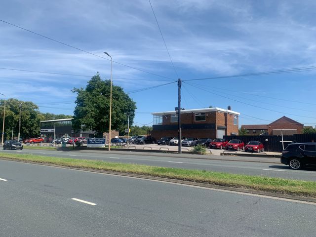 339-339A Denby Dale Rd, Wakefield for lease - Building Photo - Image 2 of 26