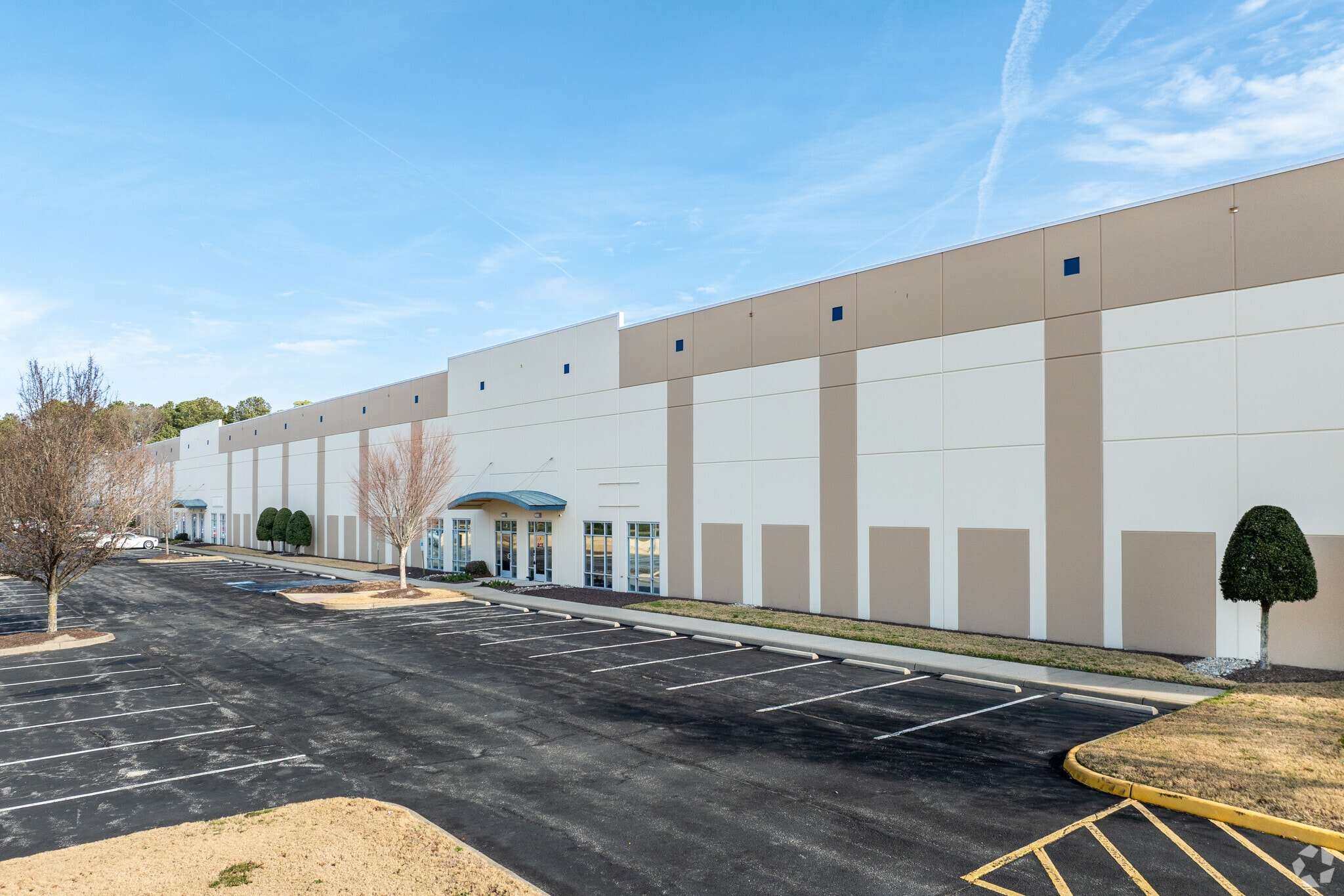 6950 Harbour View Blvd, Suffolk, VA for lease Primary Photo- Image 1 of 6