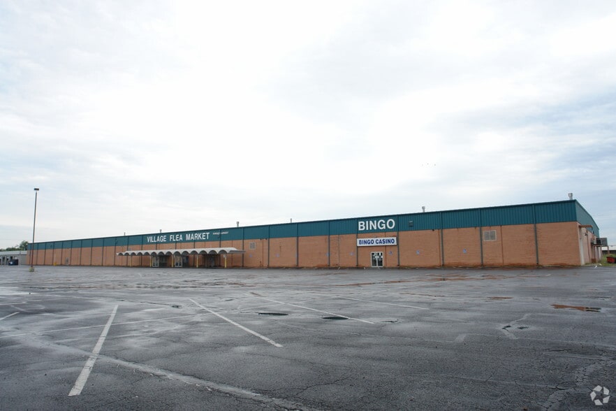 2301 S Meridian Ave, Wichita, KS for sale - Primary Photo - Image 1 of 7