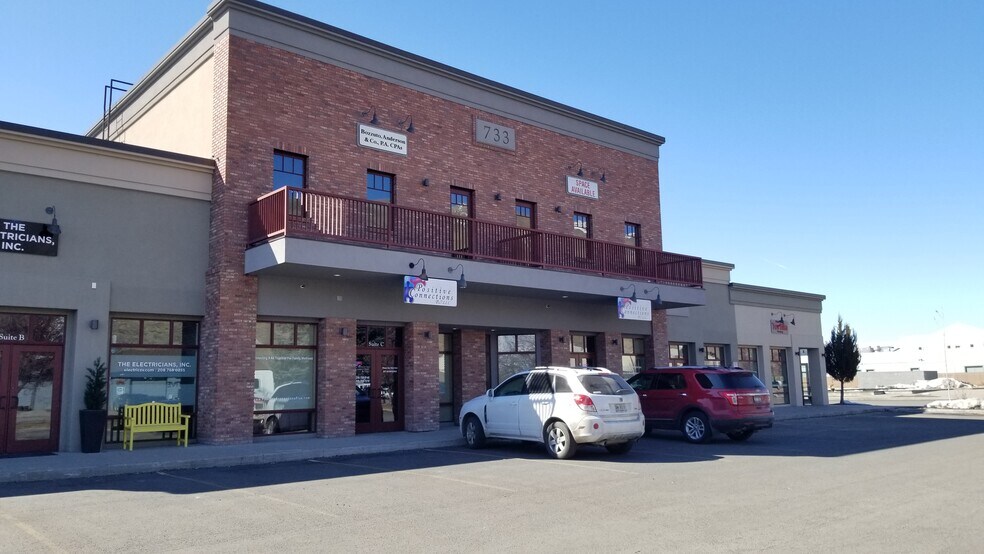 733 N Main St, Bellevue, ID à vendre - Photo du bâtiment - Image 2 de 4