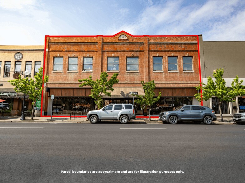 114 W Main St, Medford, OR à vendre - Photo du bâtiment - Image 2 de 50