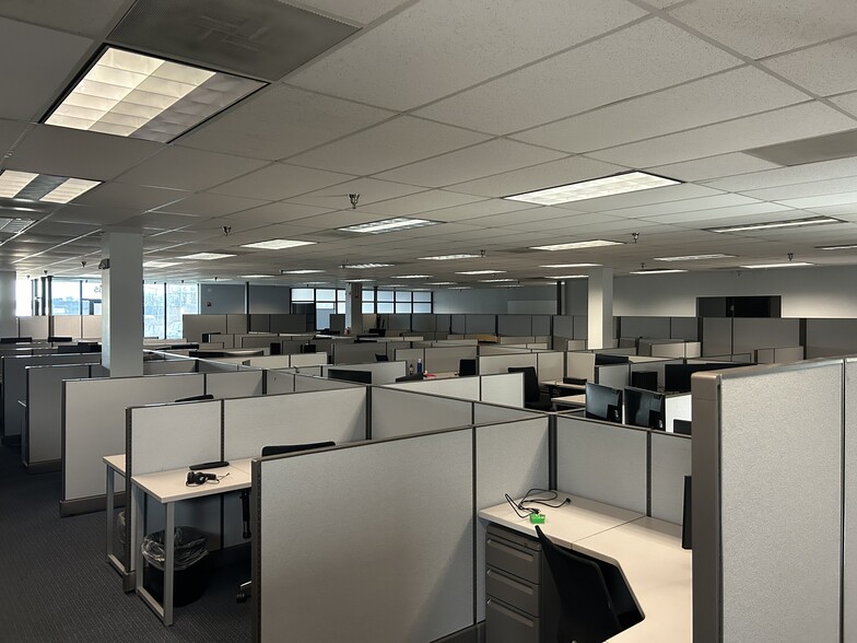 4350 Equity Dr, Columbus, OH for lease - Interior Photo - Image 2 of 10