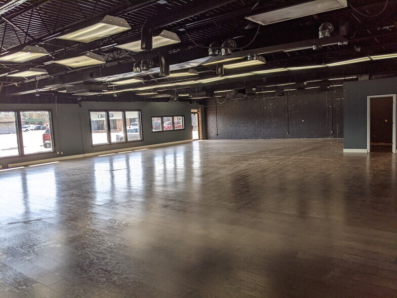 6500 W Main St, Belleville, IL à louer - Photo du bâtiment - Image 3 de 25