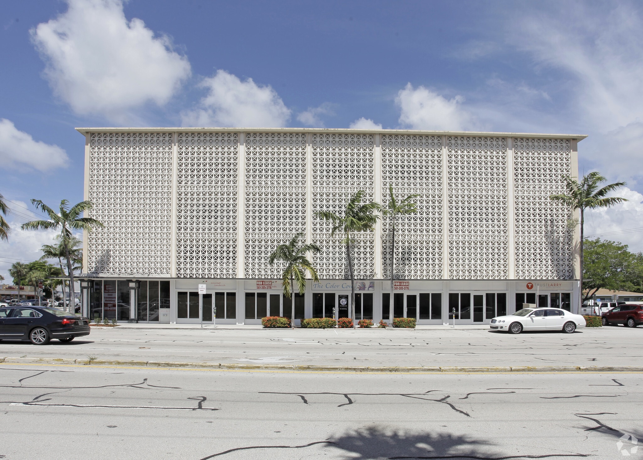 2787 E Oakland Park Blvd, Fort Lauderdale, FL for lease Primary Photo- Image 1 of 31