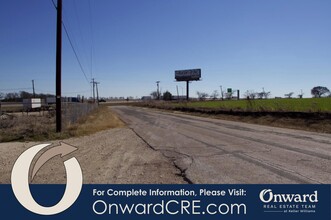 1037 Industrial Blvd, Hewitt, TX à louer Photo du bâtiment- Image 2 de 41