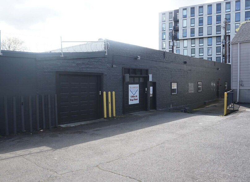 1100 NE 21st St, Portland, OR à vendre - Photo du bâtiment - Image 3 de 8