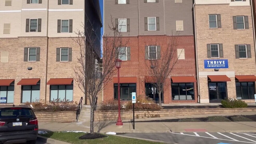 9100 Big Spring Dr, Cranberry Township, PA à louer - Vidéo sur l’inscription commerciale - Image 3 de 32