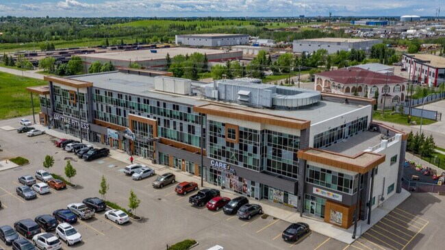 Plus de détails pour 5103-5177 55 Ave NW, Edmonton, AB - Plusieurs types d'espaces à louer