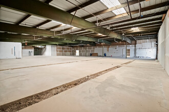 2000 Oakdale Ave, San Francisco, CA for lease Interior Photo- Image 1 of 2