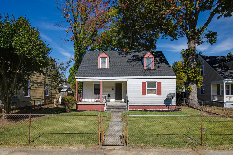 602 E Brookland Park Blvd, Richmond, VA for sale - Primary Photo - Image 1 of 20