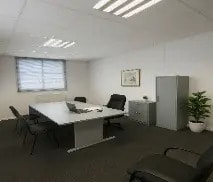 Coworking Space in Saint-Maur-des-Fossés for lease Interior Photo- Image 1 of 4