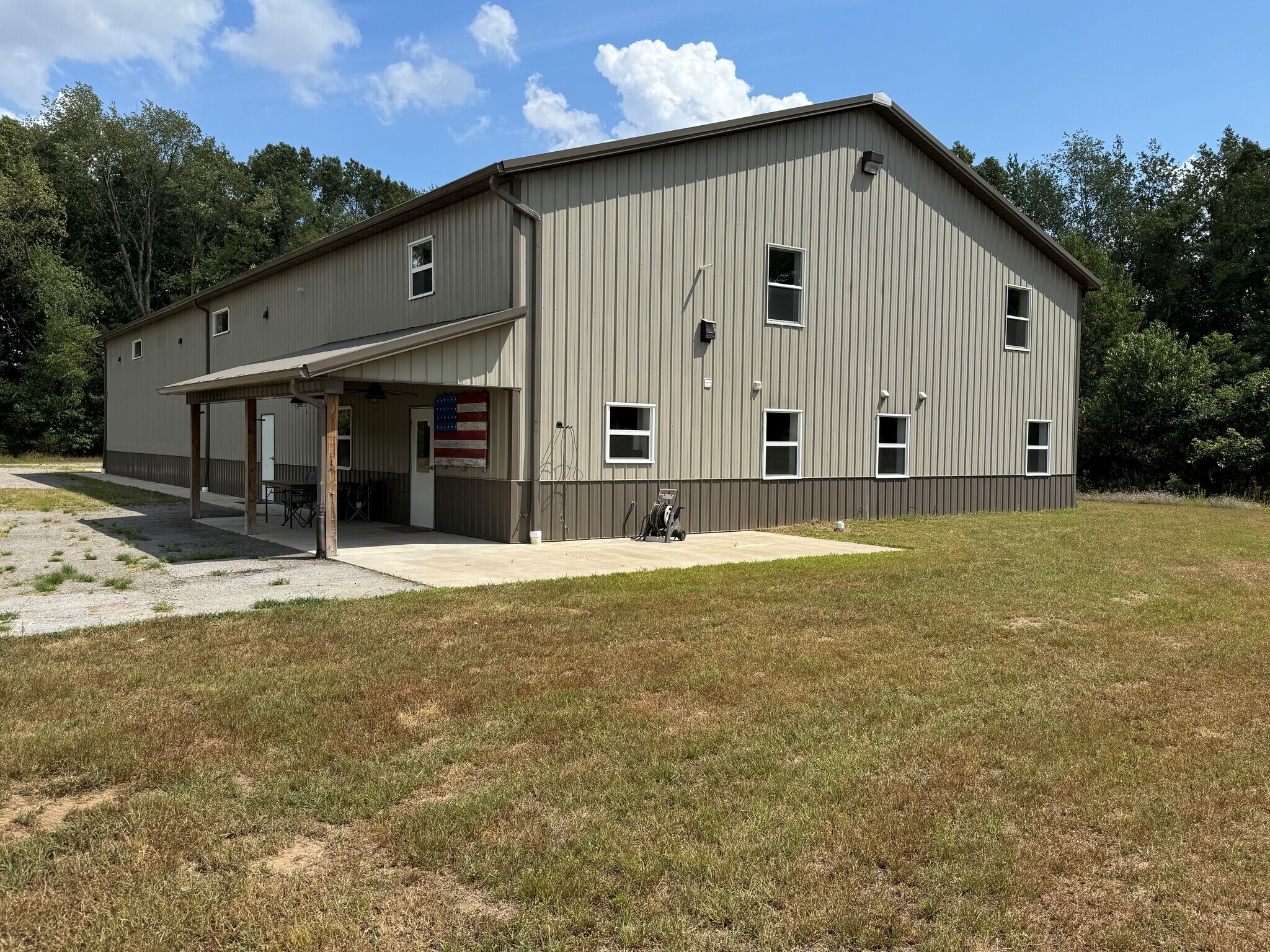 29151 County Road 108, Elkhart, IN à vendre Photo principale- Image 1 de 21