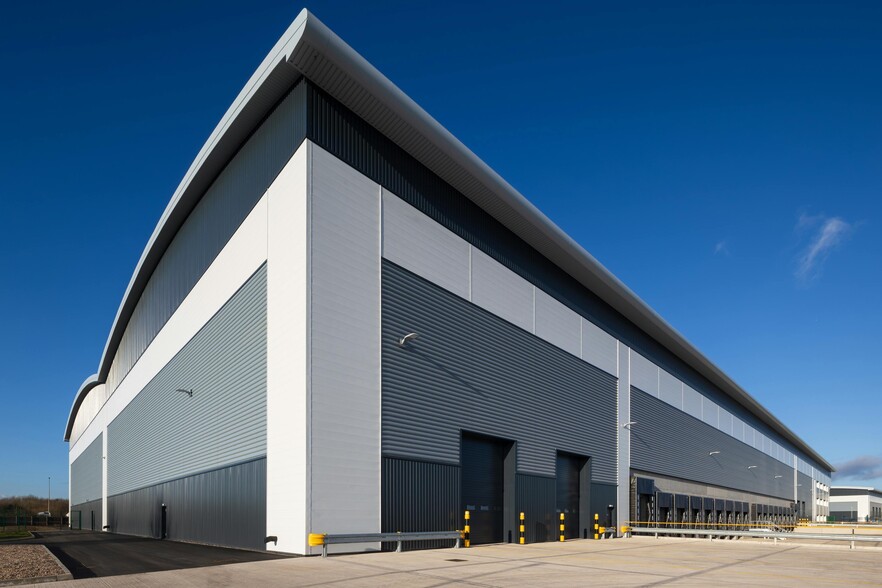 B173 Lichfield Rd, Barton Under Needwood for lease - Building Photo - Image 3 of 11