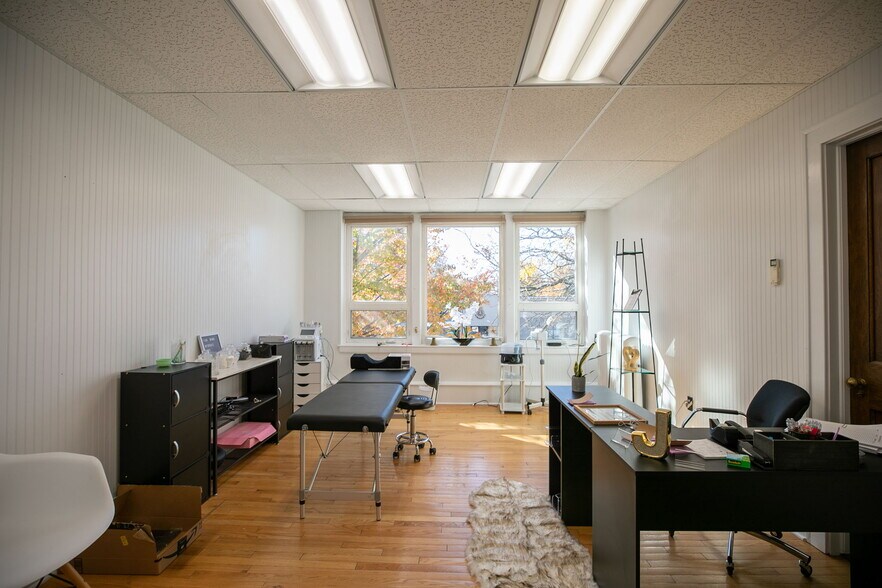 510-526 Main St, Middletown, CT à louer - Photo du bâtiment - Image 3 de 6
