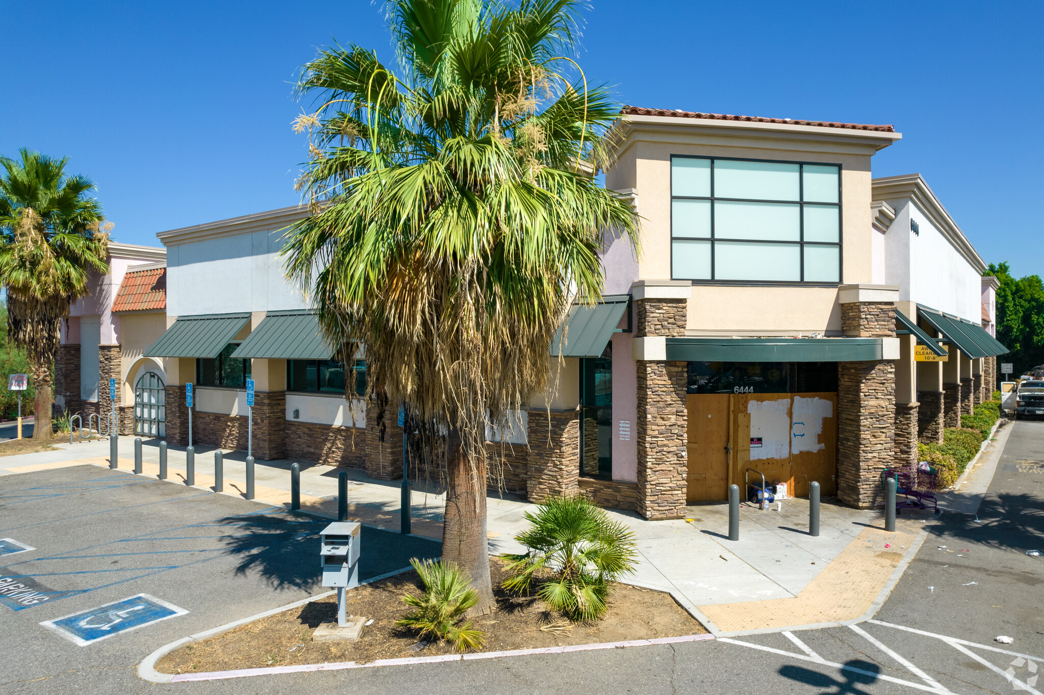 6444 Van Buren Blvd, Riverside, CA for lease Primary Photo- Image 1 of 22