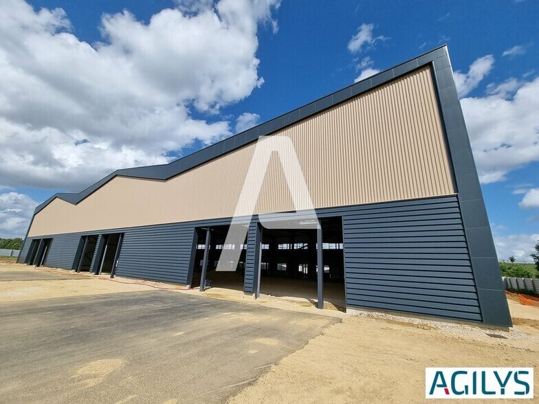 89 Rue De L'Innovation, Moissy-Cramayel à vendre - Photo du bâtiment - Image 3 de 12