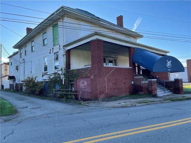 415 N Warren Ave, Apollo, PA for sale - Building Photo - Image 1 of 4