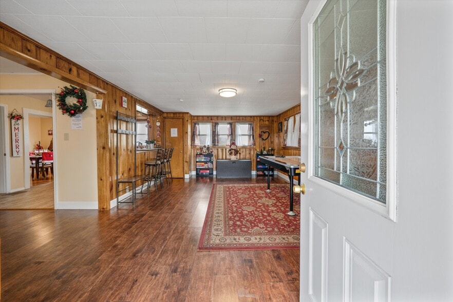 4628 US HWY 411 S, Maryville, 37801 portfolio of 5 properties for sale on LoopNet.ca - Building Photo - Image 3 of 85