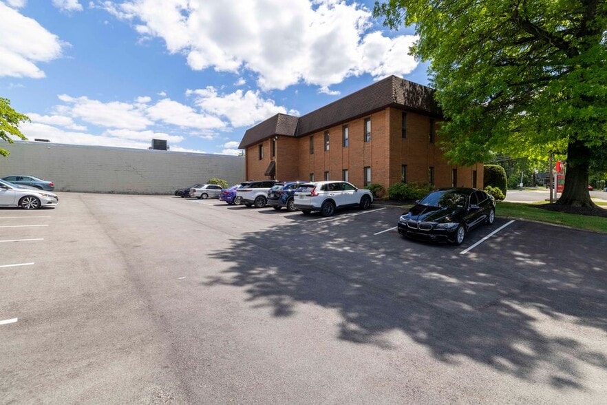 709 Easton Rd, Willow Grove, PA for sale - Building Photo - Image 2 of 2