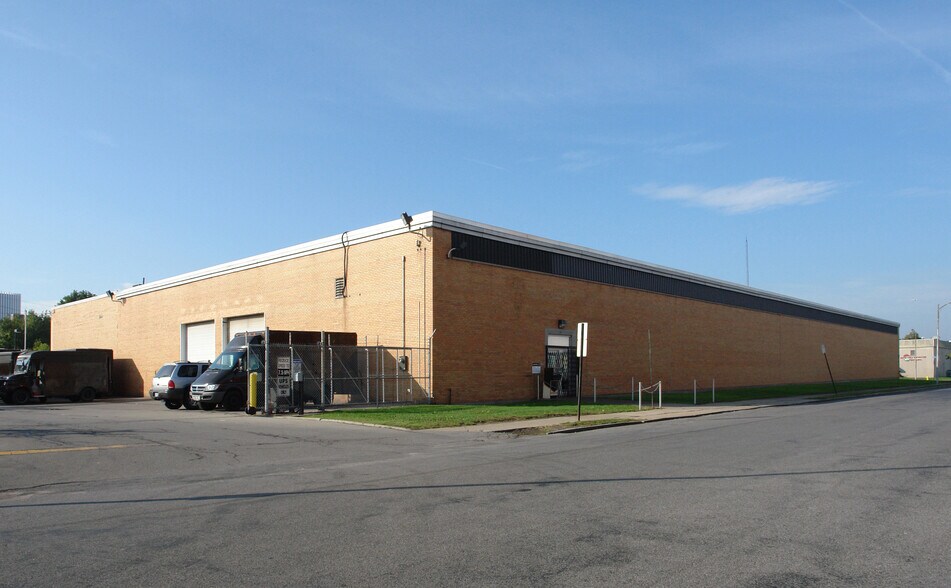 75 Nassau St, Rochester, NY à vendre - Photo du bâtiment - Image 2 de 5