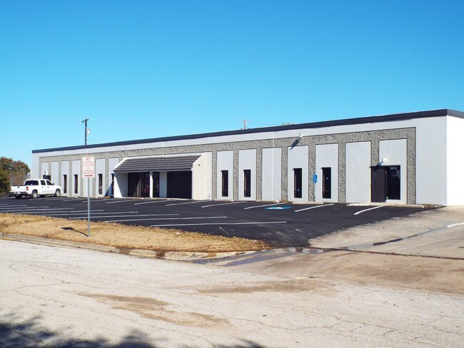 More details for 3007 Pleasant Valley Ln, Arlington, TX - Industrial for Lease