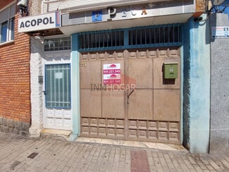 Plus de détails pour Multi-résidentiel à vendre