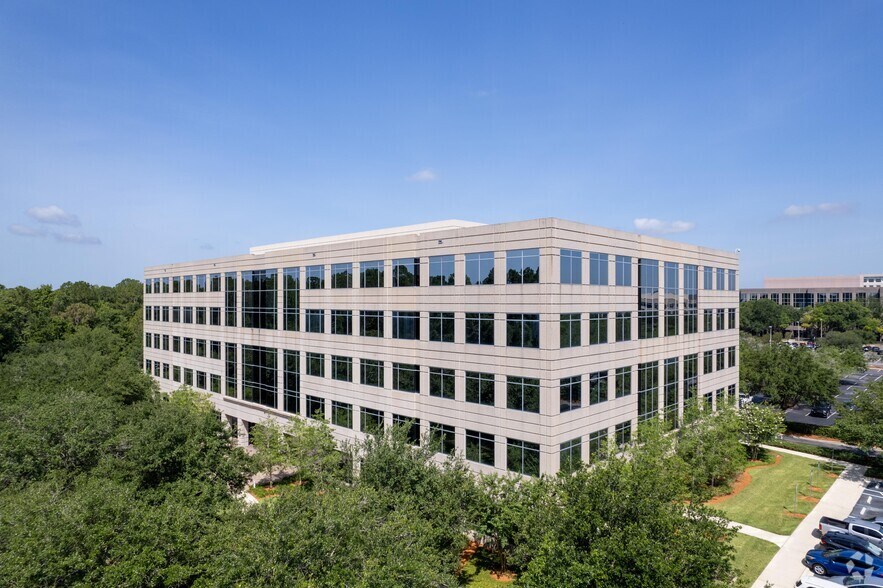 12735 Gran Bay Pky W, Jacksonville, FL à louer - Photo du bâtiment - Image 2 de 18
