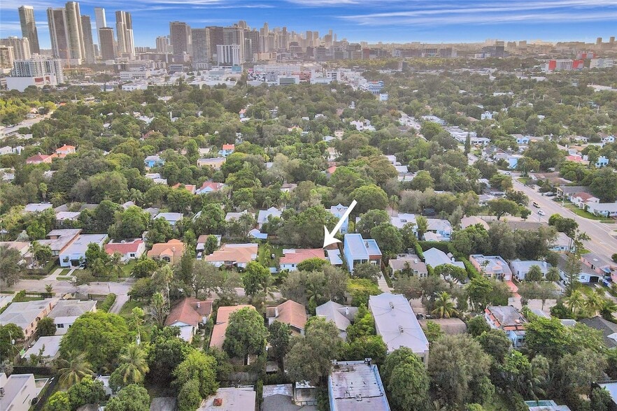 76 NE 49th St, Miami, FL for sale - Building Photo - Image 3 of 49