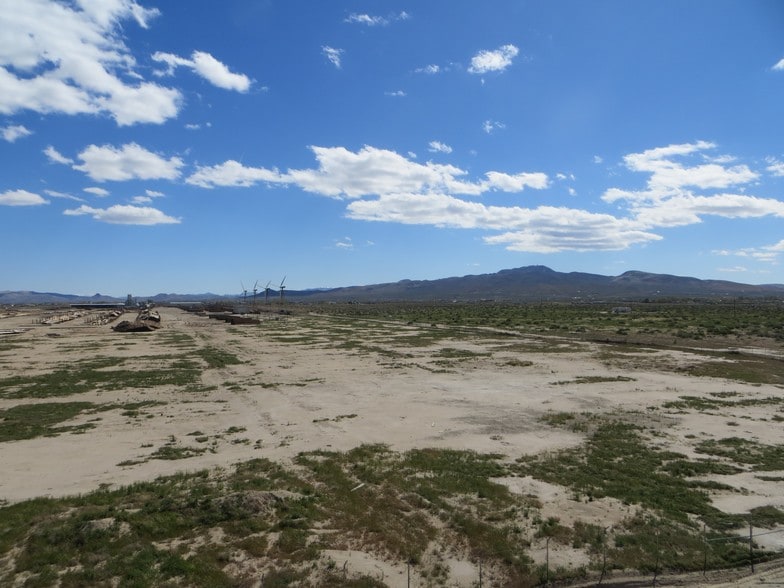 1850 Lake Ave, Silver Springs, NV for sale - Building Photo - Image 3 of 8