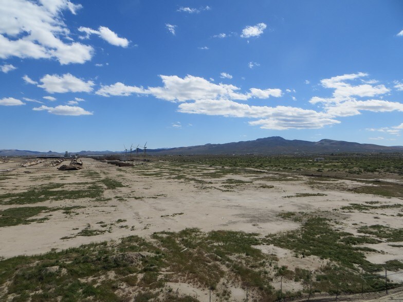 1850 Lake Ave, Silver Springs, NV à vendre - Photo du bâtiment - Image 3 de 8