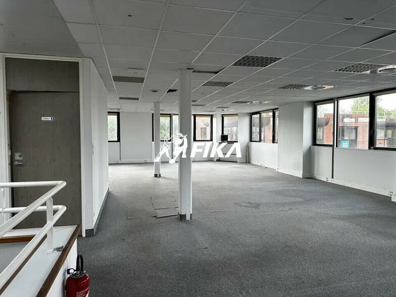 Office in Labège for lease - Interior Photo - Image 3 of 8