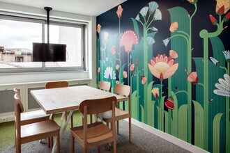 75 Rue D'Amsterdam, Paris for lease Building Photo- Image 1 of 8