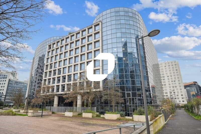 Bureau dans Courbevoie à louer - Photo du bâtiment - Image 2 de 14