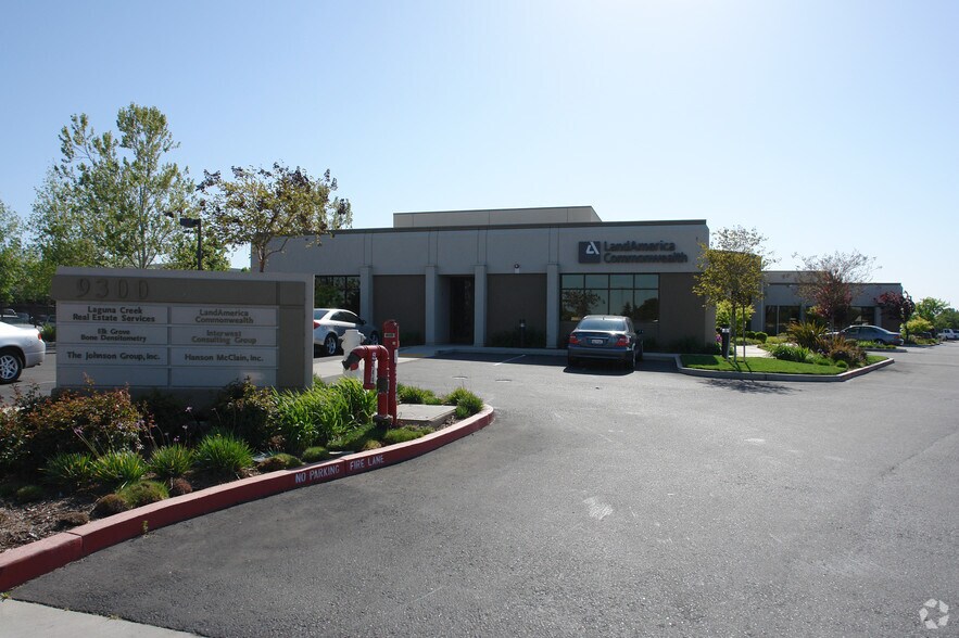9300 W Stockton Blvd, Elk Grove, CA à louer - Photo du bâtiment - Image 2 de 3