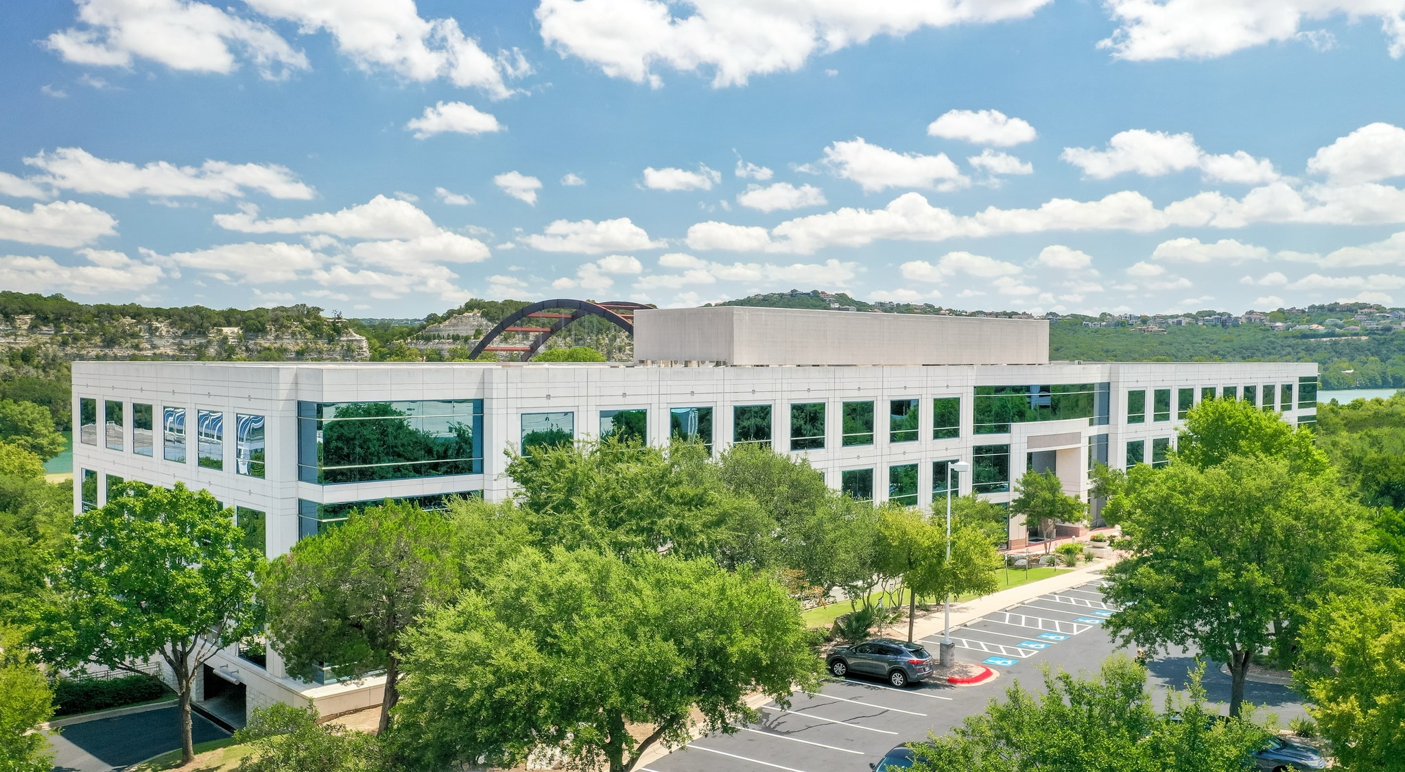 5001 Plaza On The Lake Dr, Austin, TX for lease Primary Photo- Image 1 of 10