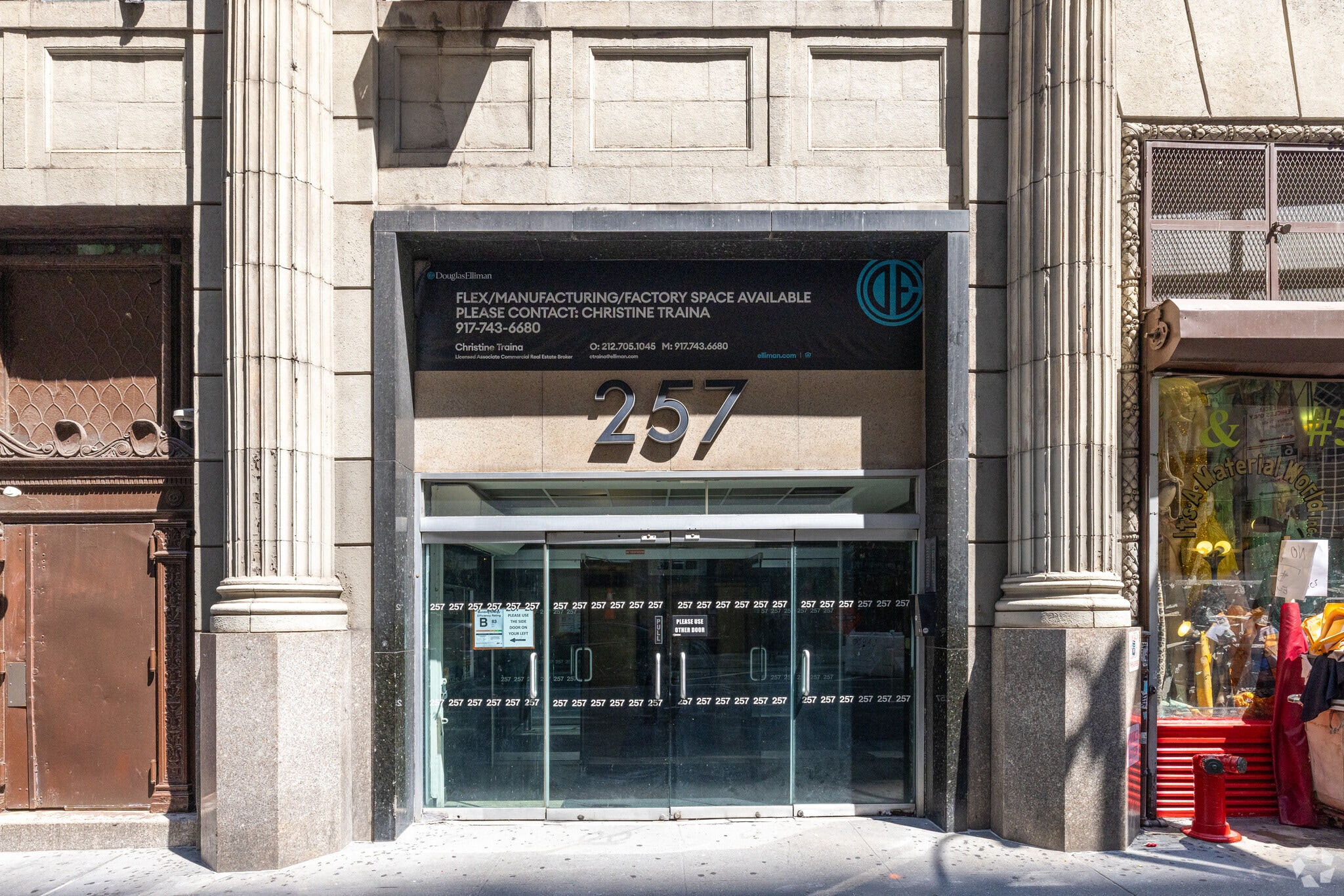 257 W 39th St, New York, NY for lease Building Photo- Image 1 of 3